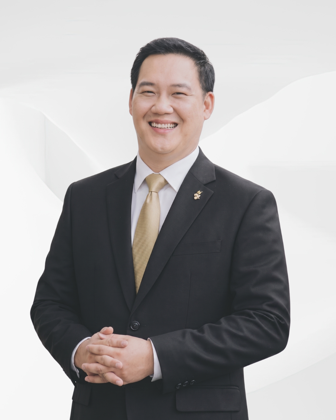 อาจารย์ ดร.ยุทธจักร งามขจิต